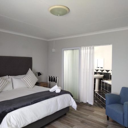 Blue Owl Guest House Mossel Bay Exterior photo