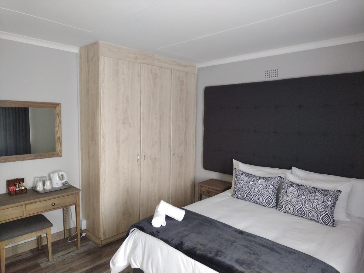 Blue Owl Guest House Mossel Bay Exterior photo