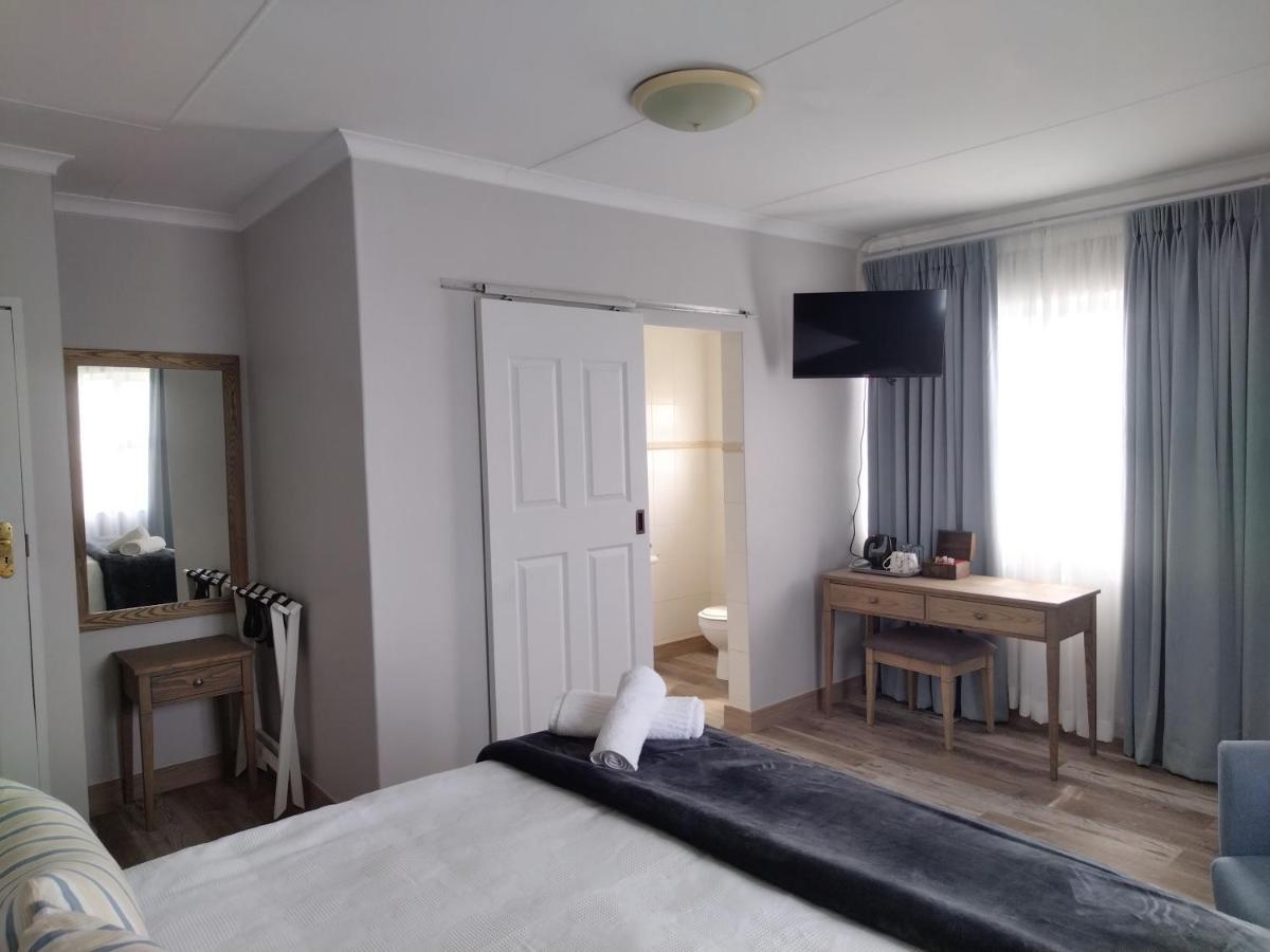 Blue Owl Guest House Mossel Bay Exterior photo