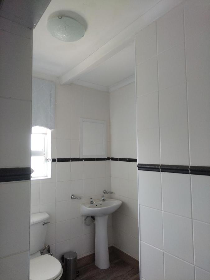 Blue Owl Guest House Mossel Bay Exterior photo